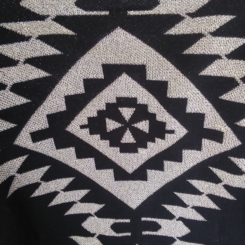 Sweater - Picture 7 of 7